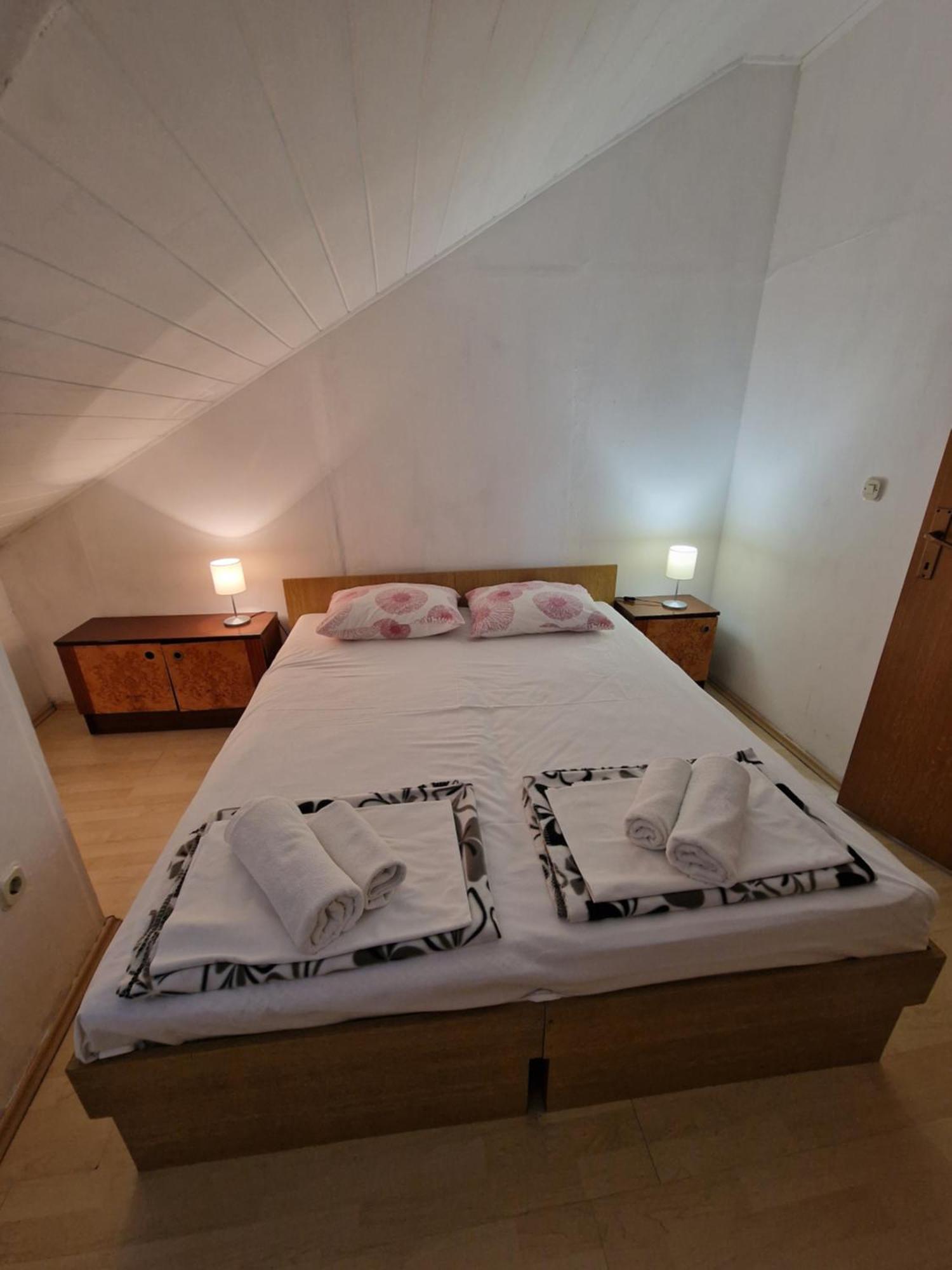 גראדאץ Apartments Palma מראה חיצוני תמונה